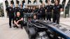 Das FaSTDa-Rennteam der Hochschule Darmstadt mit seinem neuen und ersten autonomen Elektro-Rennwagen. (Quelle: h_da/Jo Henker)